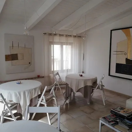 Mazzini Art Bed & Breakfast *